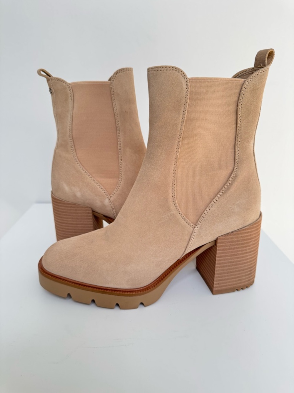 Sam Edelman Rollins Chelsea Boots in "Sesame",‎ Size 10